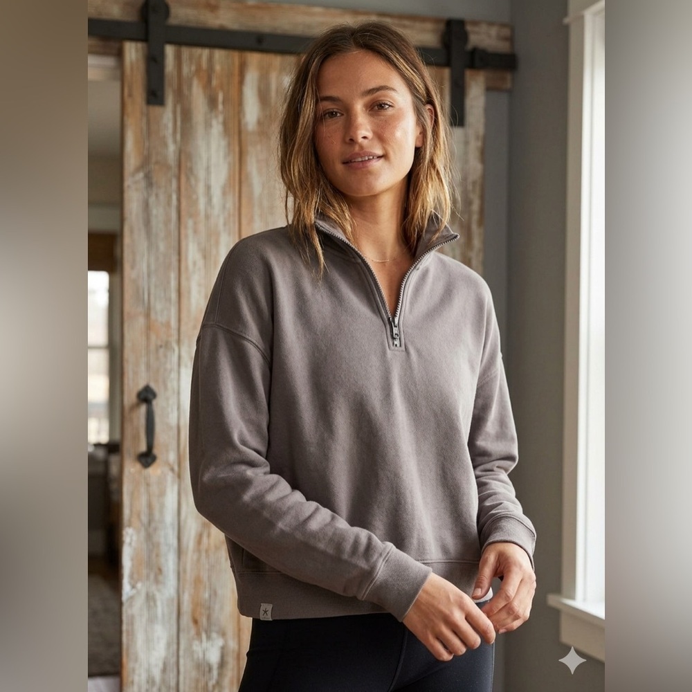 BAREFOOT DREAMS Quarter-Zip Pullover Sweatshirt in carbon, size small